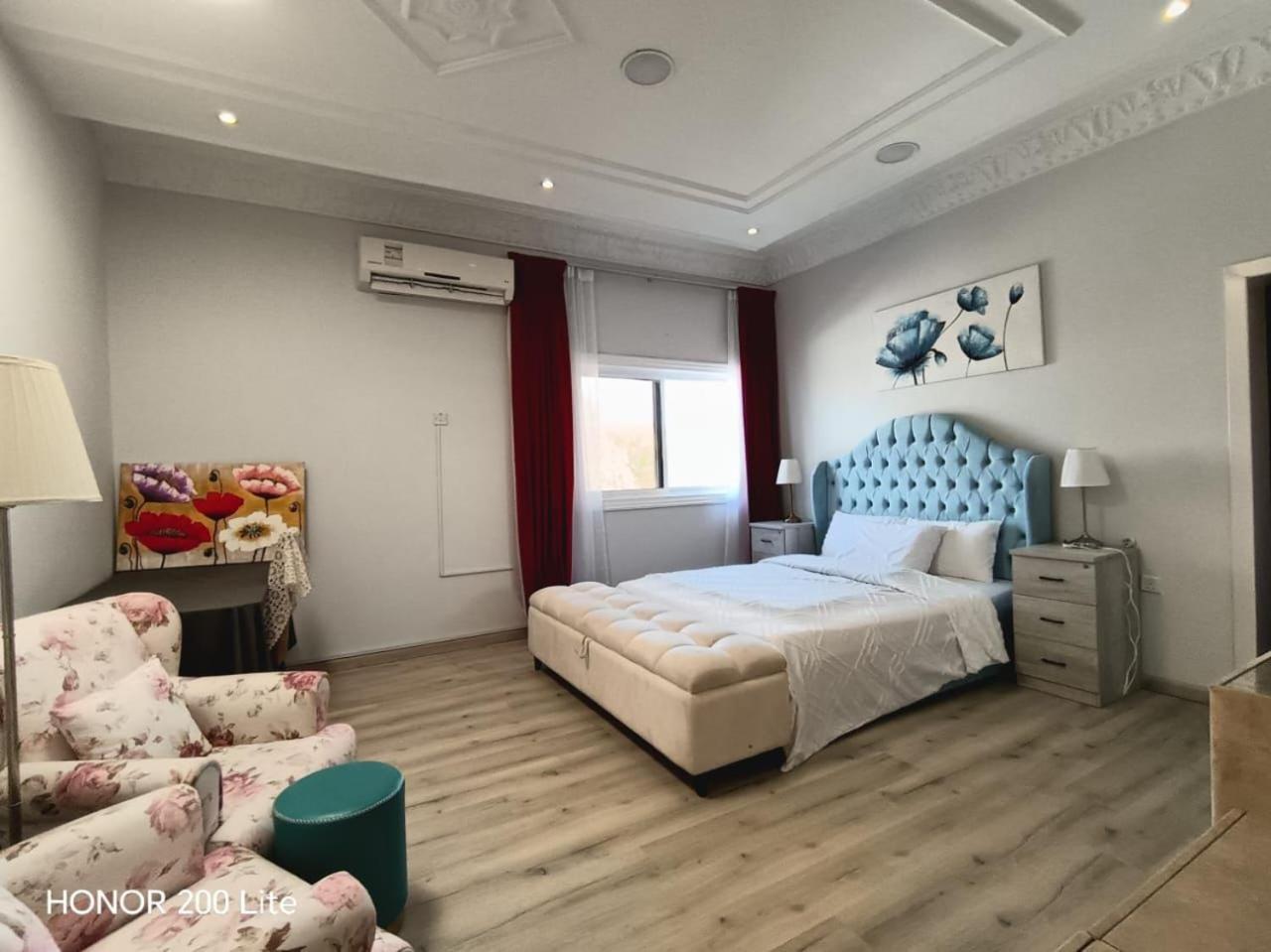 Guest house Cozy And Vibrant In Al Wasl #3